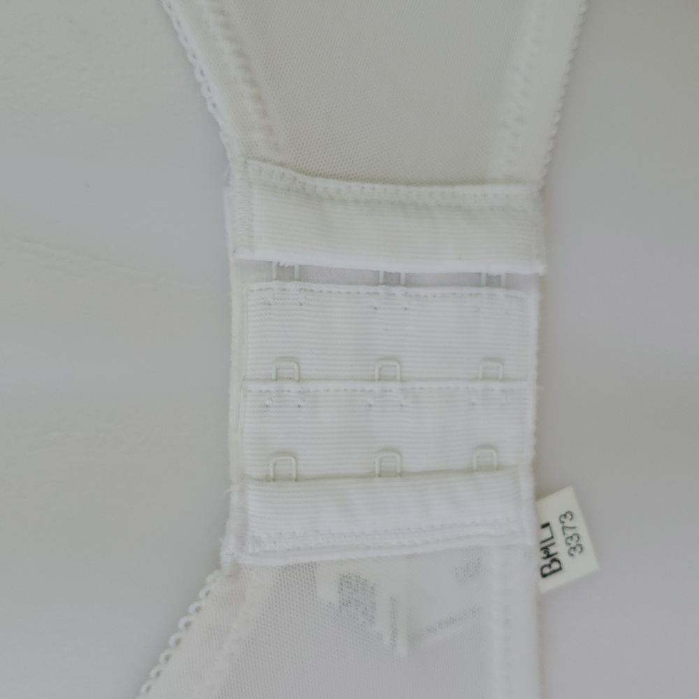 BALI Lace Desire Minimizer White Embroidered Underwire Bra 38Ddd - Picture 14 of 15